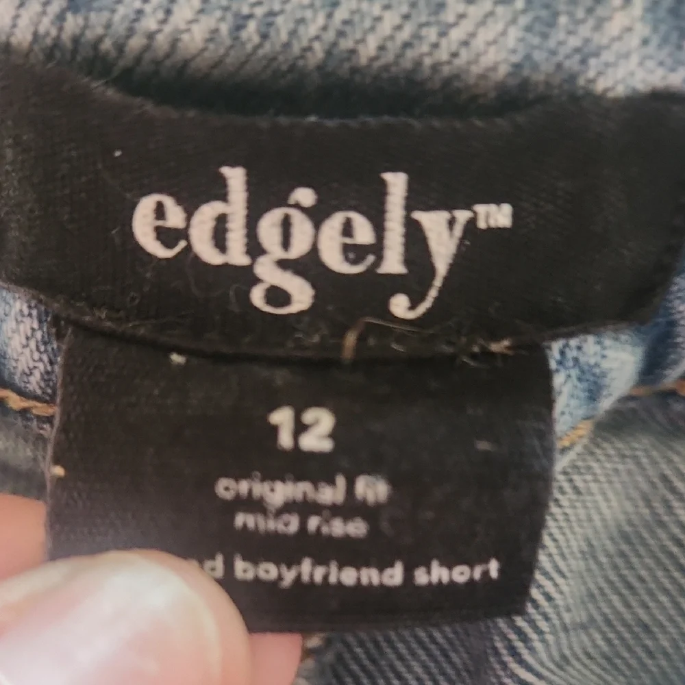 Denim Women's Cargo Shorts - Picture 2 of 3